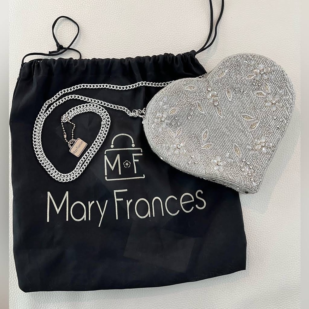 Mary Frances Gold Beaded Heart Clutch - Picture 8 of 8